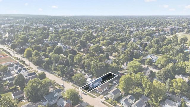 1208 WINNEBAGO AVENUE, Oshkosh, WI 54901