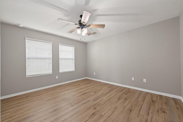 9940 Swallow Drive, Conroe, TX 77385