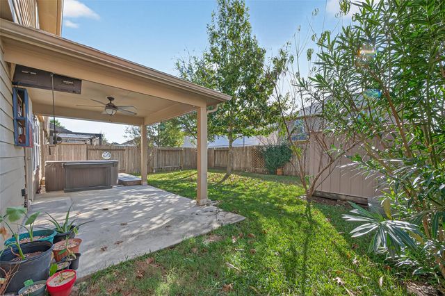 9940 Swallow Drive, Conroe, TX 77385