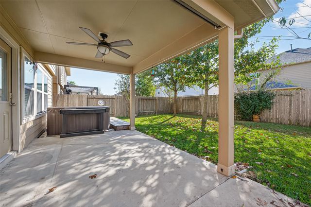 9940 Swallow Drive, Conroe, TX 77385