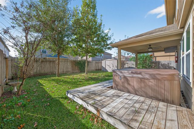 9940 Swallow Drive, Conroe, TX 77385