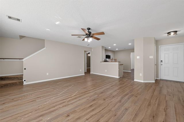 9940 Swallow Drive, Conroe, TX 77385