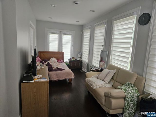 165 Leonia Avenue, Leonia, NJ 07605