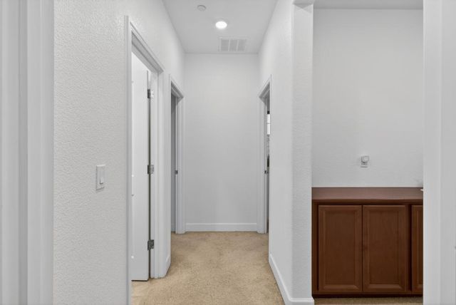 913 Puma St, Rocklin, CA 95765