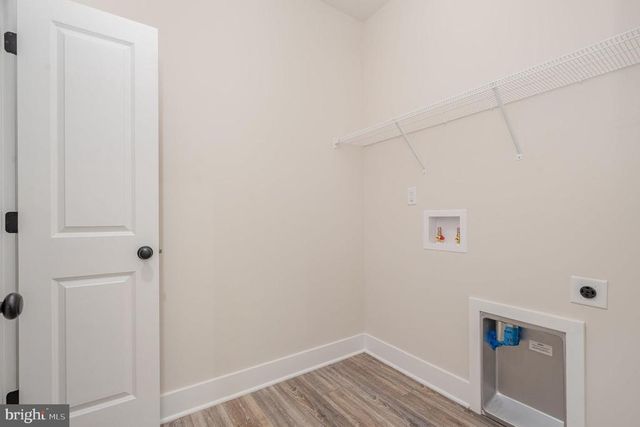 26700 DANIELS POINT DR, Unionville, VA 22567