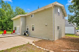 4404 Giant Oak Drive, Mchenry, IL 60051