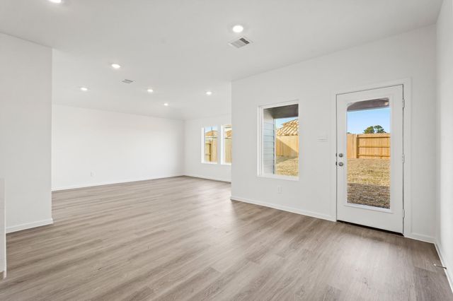 525 Wax Myrtle Way, Hockley, TX 77447