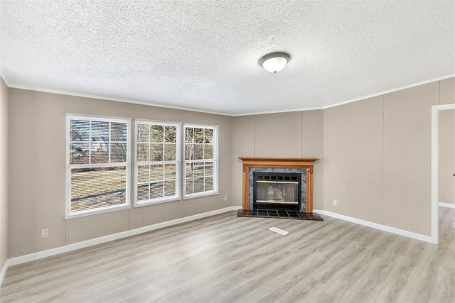 124 Sue Ella Court, Townville, SC 29689