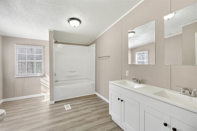 124 Sue Ella Court, Townville, SC 29689