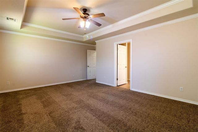 8121 Woodhue Drive, Oklahoma City, OK 73135