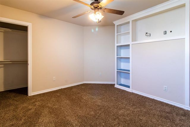 8121 Woodhue Drive, Oklahoma City, OK 73135