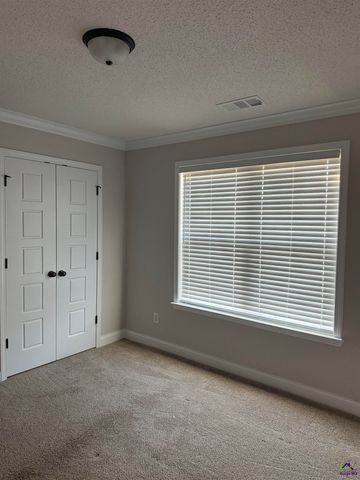 605 Charlestown Way, Bonaire, GA 31005