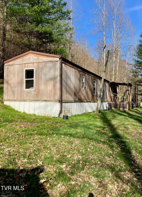 4127 Middlebrook Way, Saint Paul, VA 24283