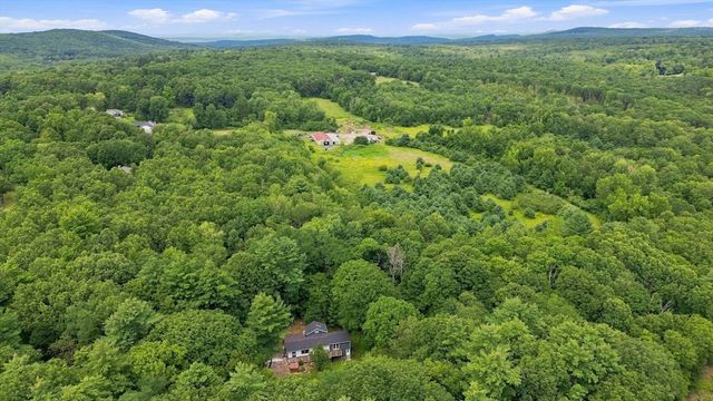 474 Glendale Rd, Hampden, MA 01036