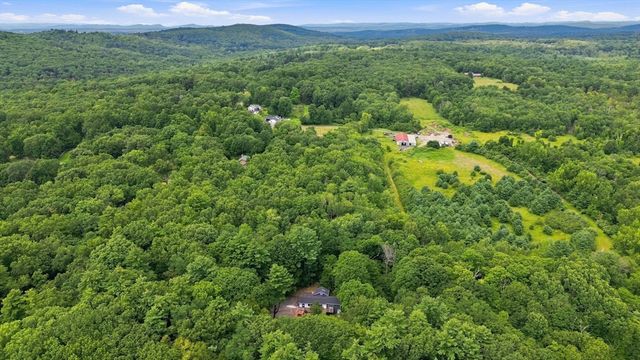474 Glendale Rd, Hampden, MA 01036