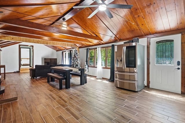 474 Glendale Rd, Hampden, MA 01036