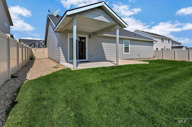 2526 N Honeysuckle Way, Kuna, ID 83634