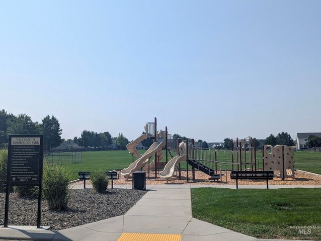 2526 N Honeysuckle Way, Kuna, ID 83634