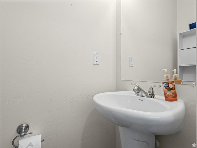 14862 S DIORITE CT, Herriman, UT 84096