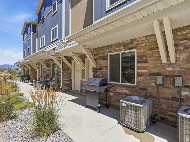 14862 S DIORITE CT, Herriman, UT 84096