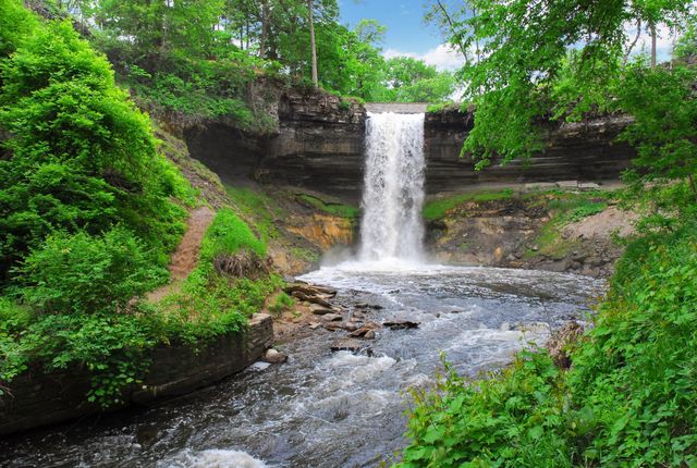 1181 Edgcumbe Road 501, Saint Paul, MN 55105