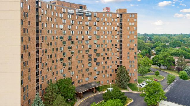 1181 Edgcumbe Road 501, Saint Paul, MN 55105