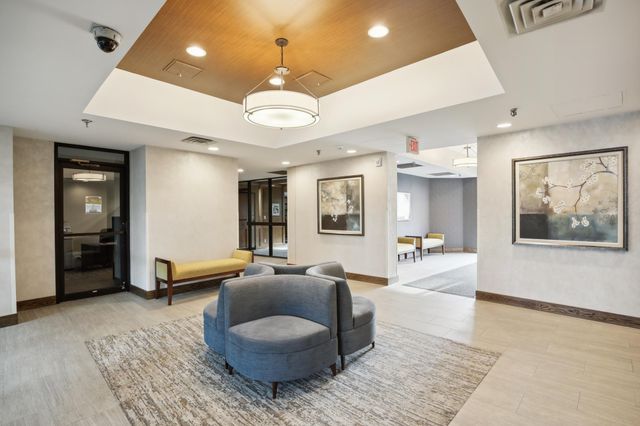 1181 Edgcumbe Road 501, Saint Paul, MN 55105