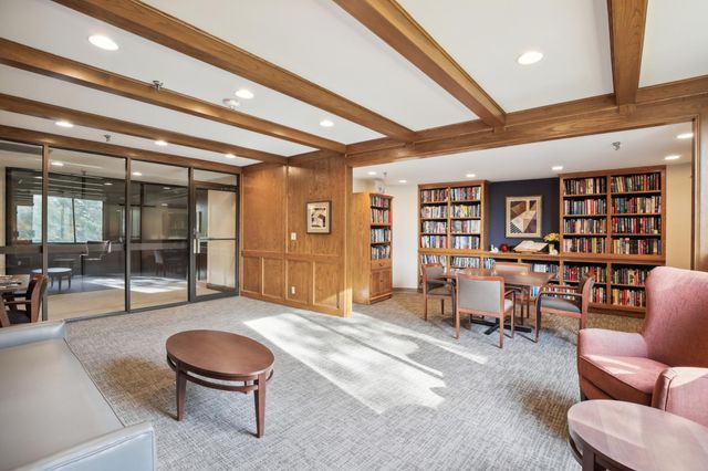 1181 Edgcumbe Road 501, Saint Paul, MN 55105