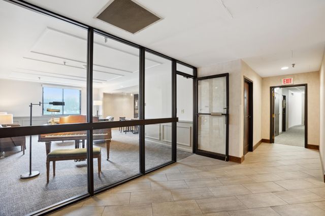 1181 Edgcumbe Road 501, Saint Paul, MN 55105