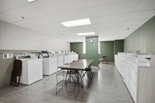 1181 Edgcumbe Road 501, Saint Paul, MN 55105