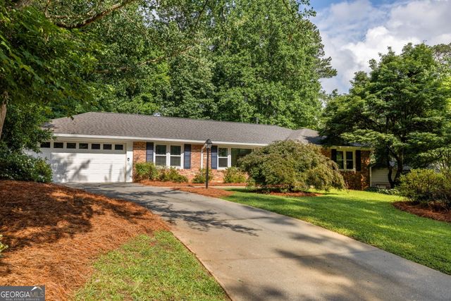 2671 Tanglewood Road, Decatur, GA 30033