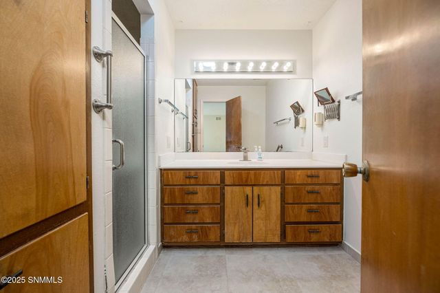 2704 Winston Avenue, Las Cruces, NM 88005