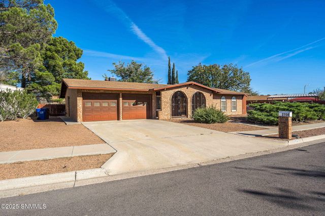 2704 Winston Avenue, Las Cruces, NM 88005