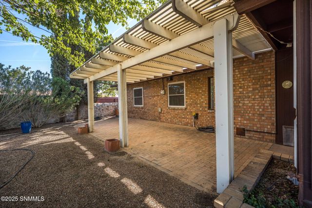 2704 Winston Avenue, Las Cruces, NM 88005