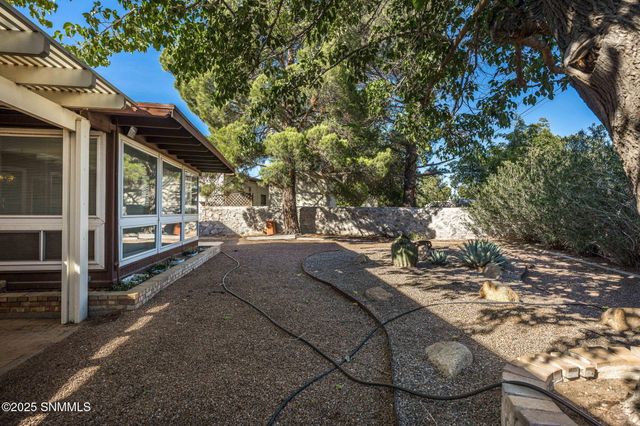 2704 Winston Avenue, Las Cruces, NM 88005