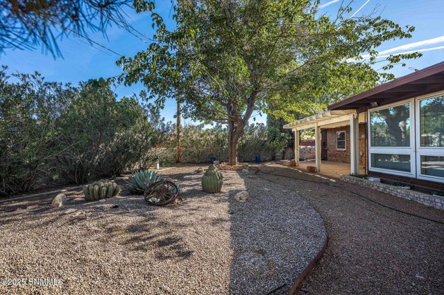 2704 Winston Avenue, Las Cruces, NM 88005