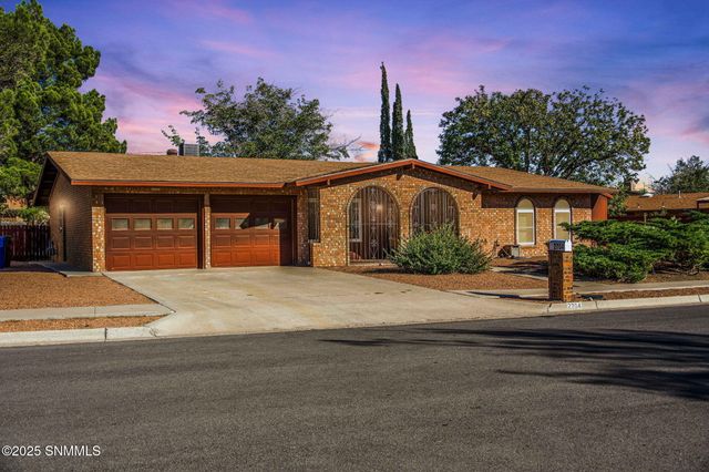 2704 Winston Avenue, Las Cruces, NM 88005
