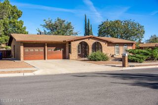 2704 Winston Avenue, Las Cruces, NM 88005
