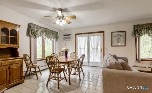 24 Millbrook Court 24, Newington, CT 06111