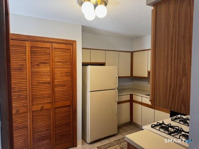 24 Millbrook Court 24, Newington, CT 06111