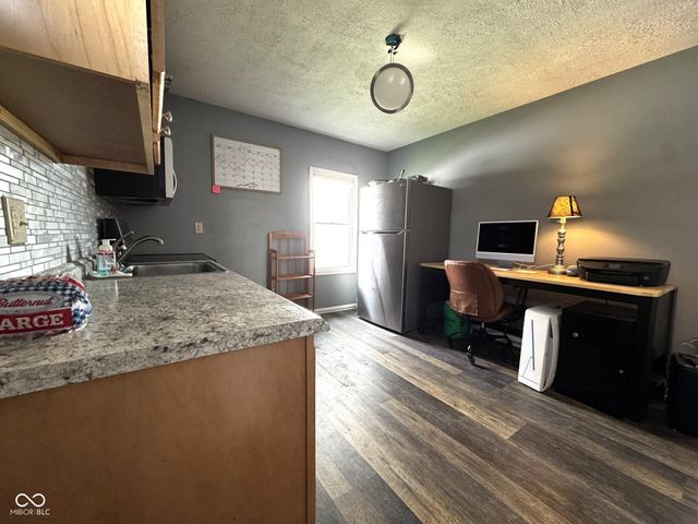 313 E 5th Street, Seymour, IN 47274