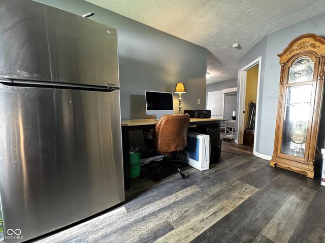 313 E 5th Street, Seymour, IN 47274