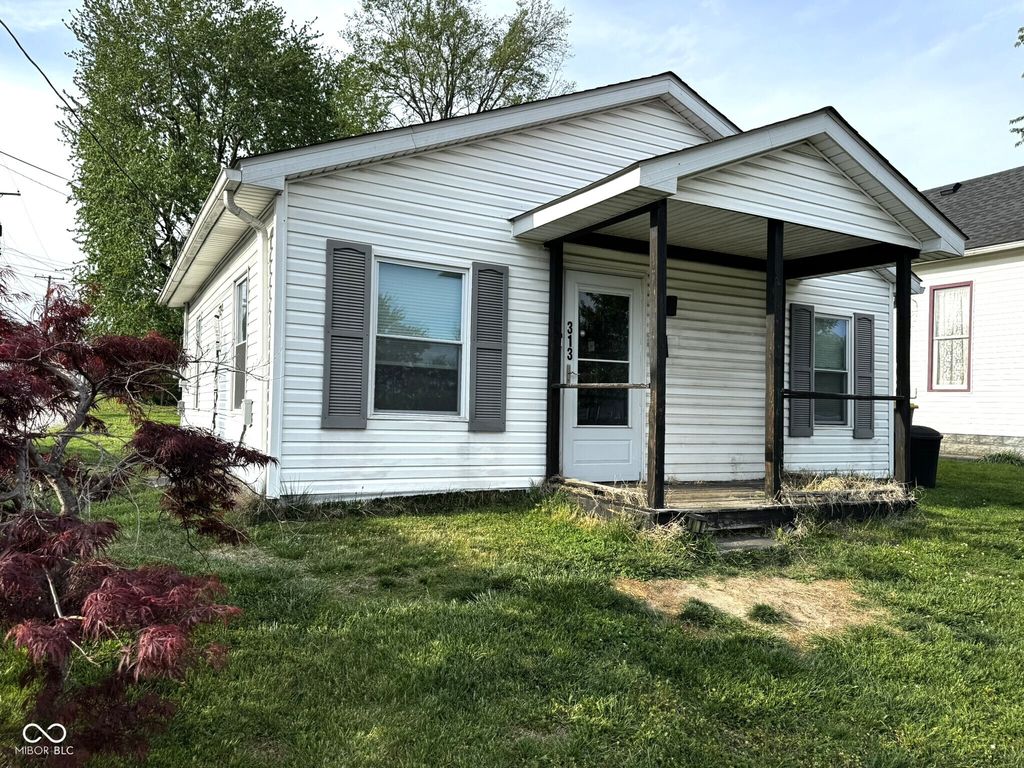 313 E 5th Street, Seymour, IN 47274