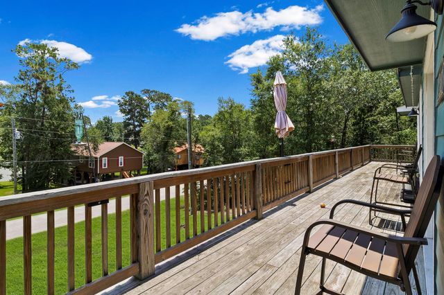 241 Whisperwood Drive, Onalaska, TX 77360