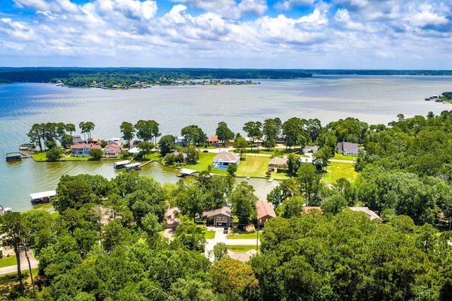 241 Whisperwood Drive, Onalaska, TX 77360