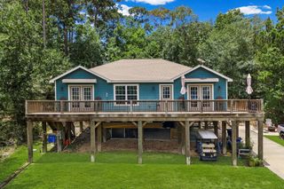 241 Whisperwood Drive, Onalaska, TX 77360