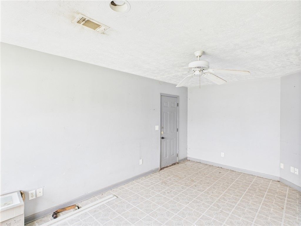 304 Mesa Drive, Bryan, TX 77802 — photo 4