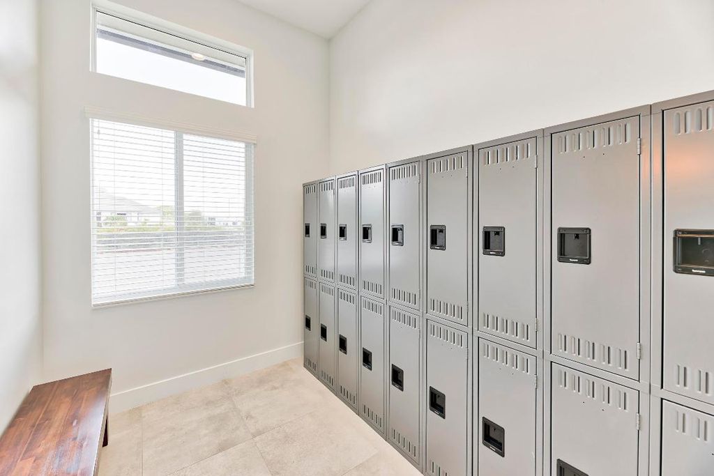 Image 14 of property listing at 5219 130th Avenue S, Wellington, FL 33449