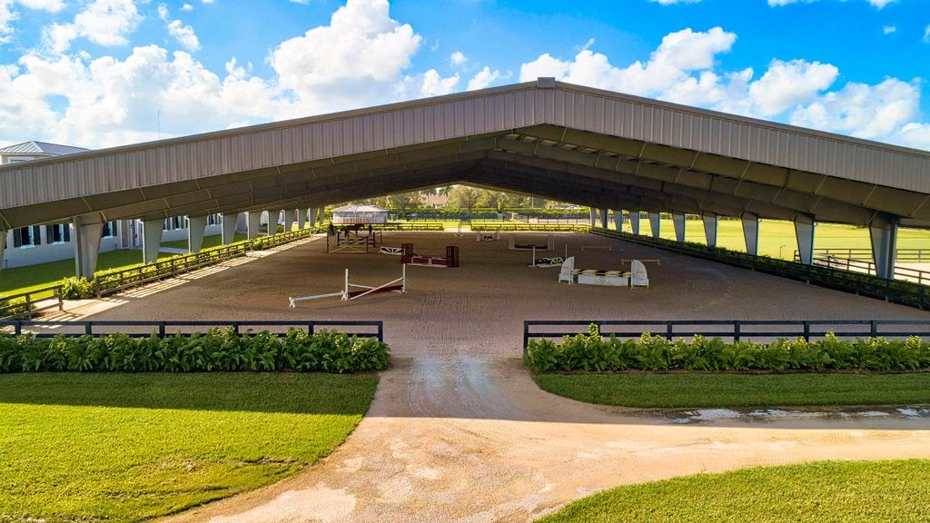 Image 2 of property listing at 5219 130th Avenue S, Wellington, FL 33449