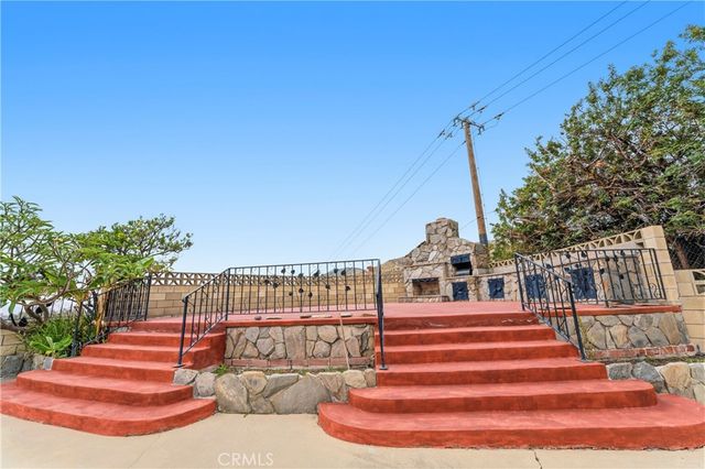 5094 Mariposa, San Bernardino, CA 92404